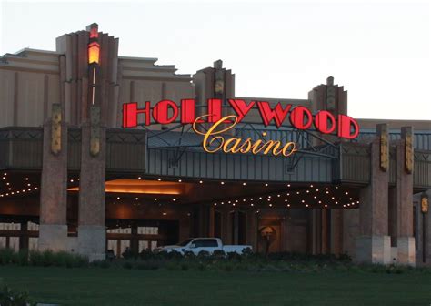 log into hollywood casino.